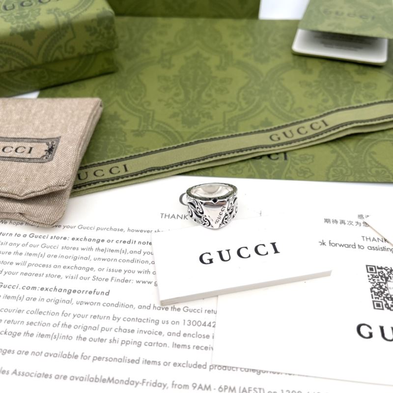 G*u*i rings